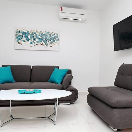 נובליה Apartmani "Villa Barbara" מראה חיצוני תמונה