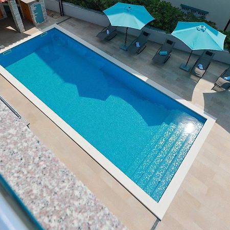 נובליה Apartmani "Villa Barbara" מראה חיצוני תמונה