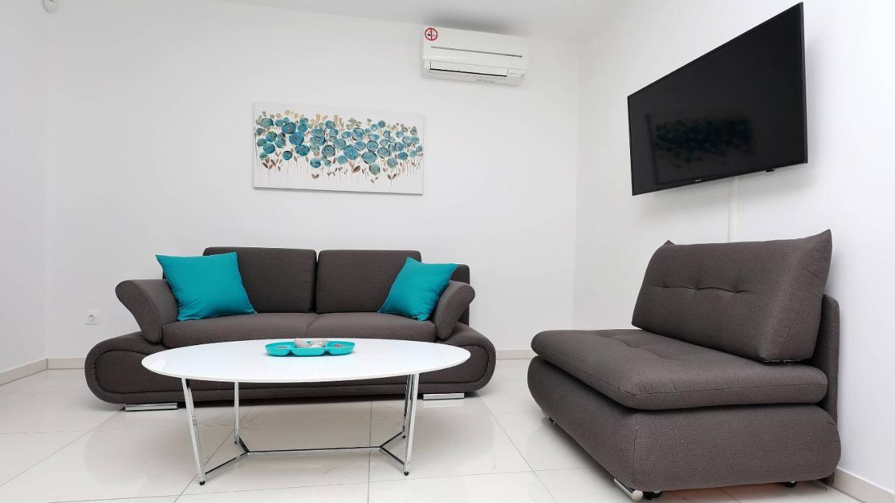 נובליה Apartmani "Villa Barbara" מראה חיצוני תמונה