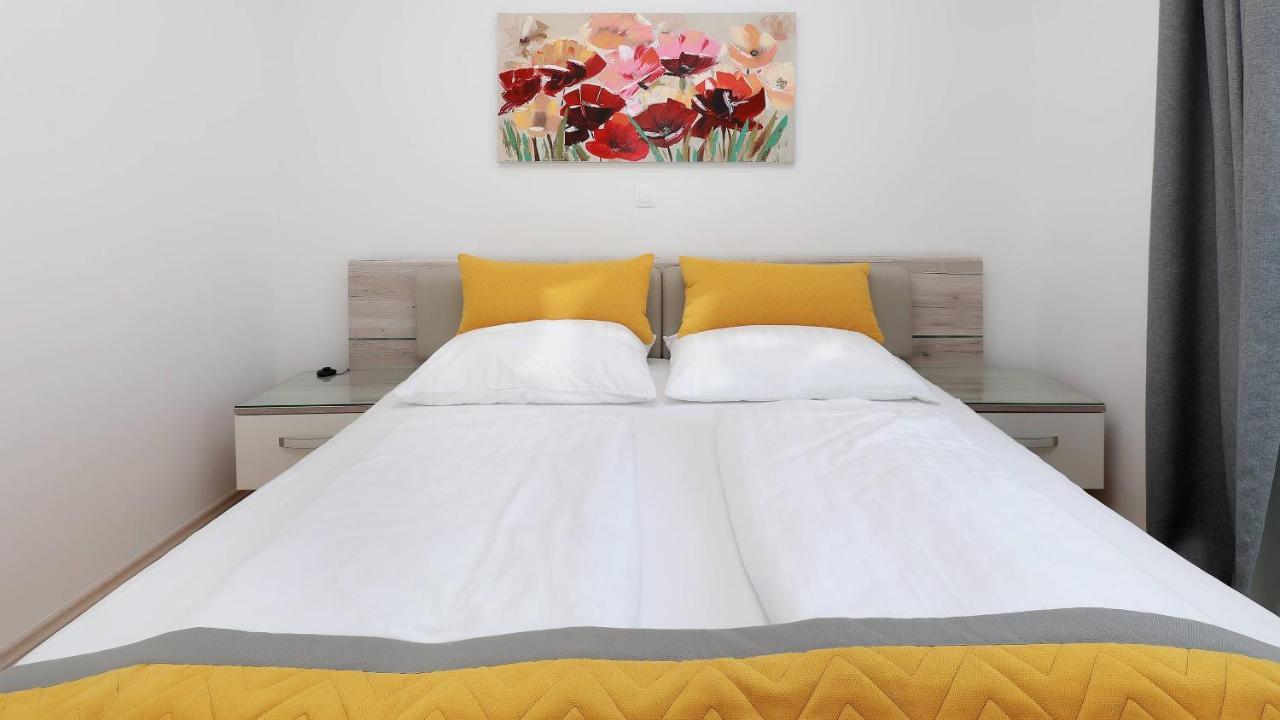 נובליה Apartmani "Villa Barbara" מראה חיצוני תמונה