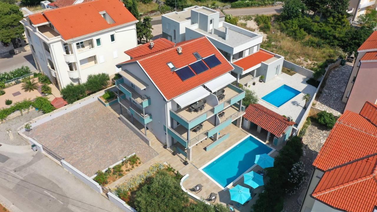 נובליה Apartmani "Villa Barbara" מראה חיצוני תמונה