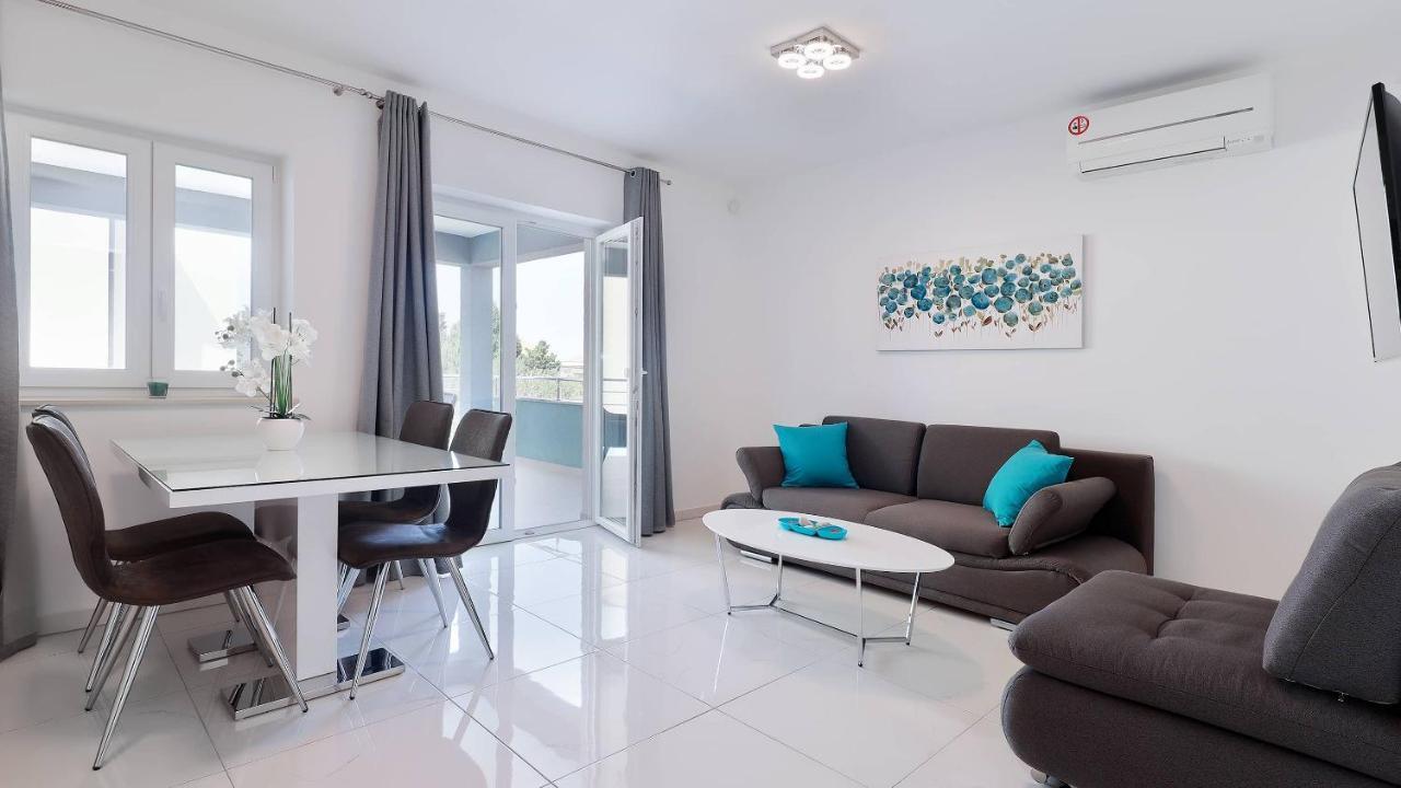 נובליה Apartmani "Villa Barbara" מראה חיצוני תמונה
