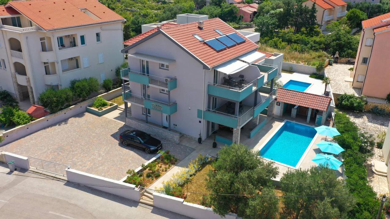 נובליה Apartmani "Villa Barbara" מראה חיצוני תמונה