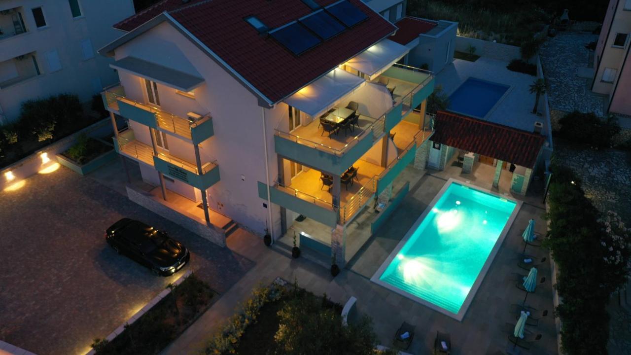 נובליה Apartmani "Villa Barbara" מראה חיצוני תמונה